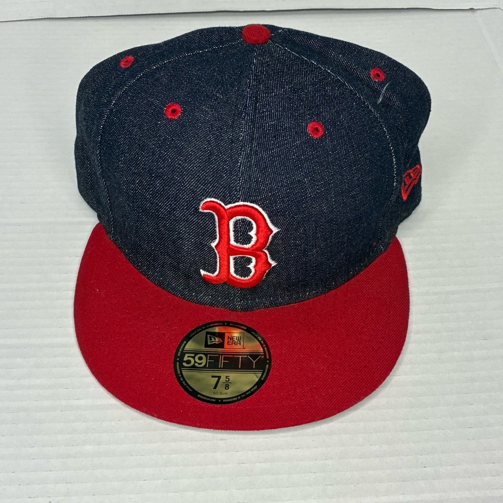 59Fifty Boston Red Sox, Size 7 5/8  New Era Adult Fitted Hat MLB BASEBALL used